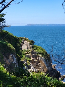 Sentier côtier et cap de la Chèvre