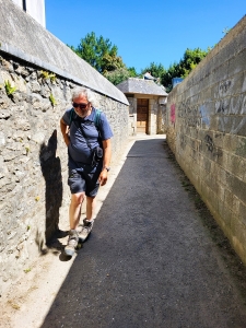 Sentier côtier emmuré