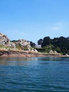 Une maison sur les berges du Trieux